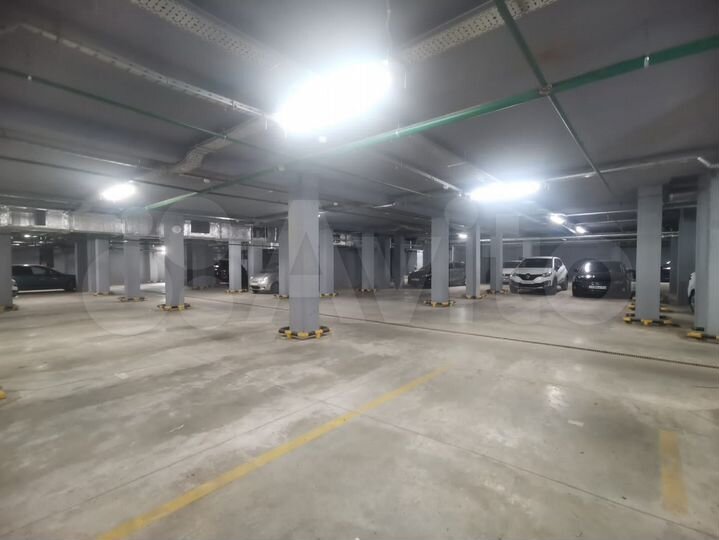 Машиноместо, 11 м²