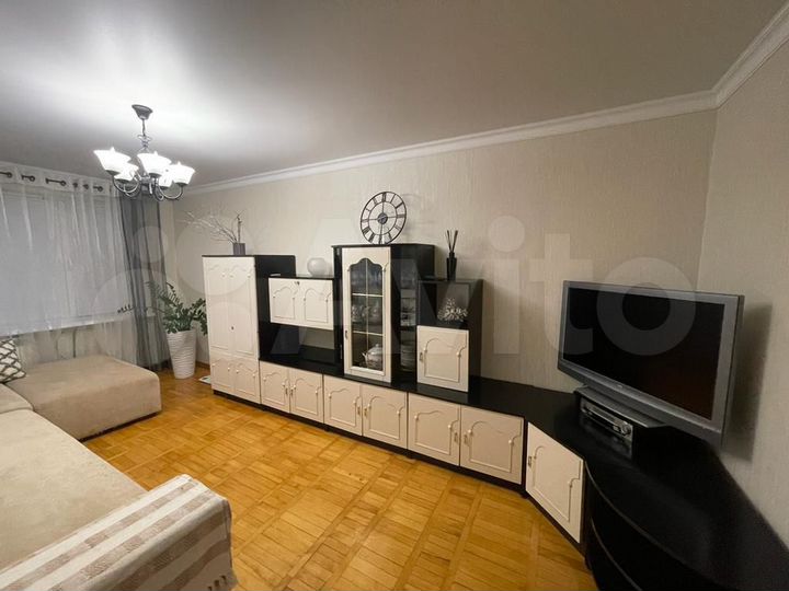 3-к. квартира, 70 м², 5/5 эт.