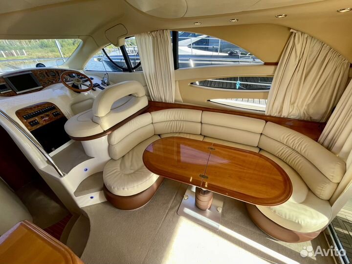 Azimut 39 fly