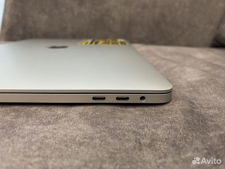 MacBook Pro 16 2019 i9 16gb 1Tb SSD