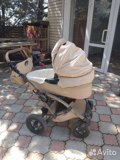 Коляска Laret