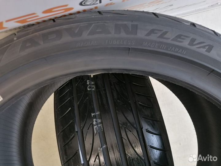 Yokohama Advan Fleva V701 255/35 R18 94W