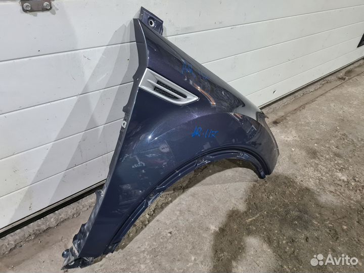 Крыло переднее правое Ford Kuga 1