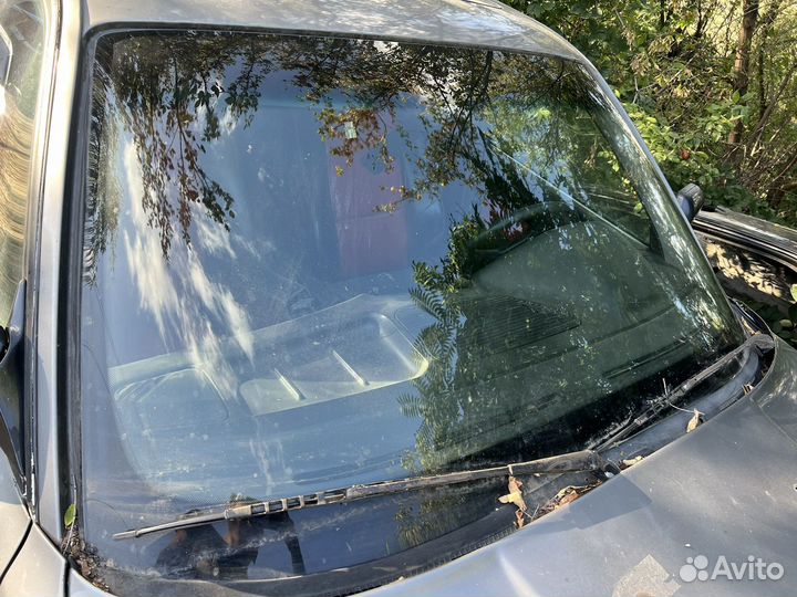 Лобовое стекло bmw e34