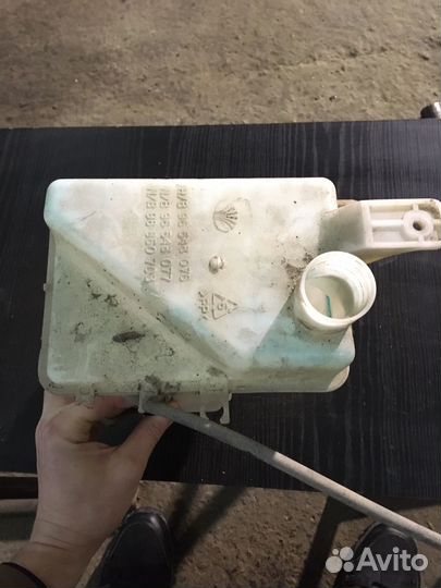 Chevrolet aveo t250 Бачок