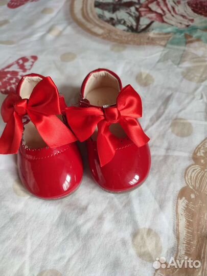 Босоножки для девочки
