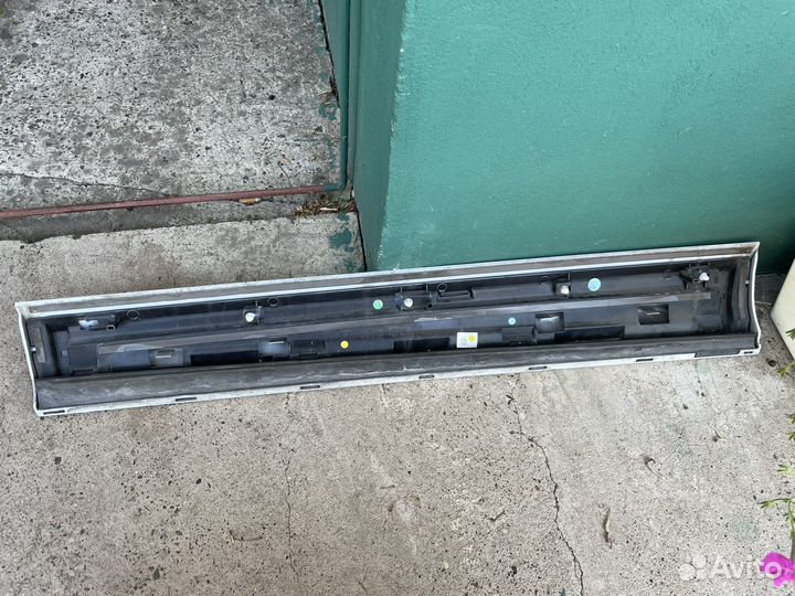 Молдинг передней правой двери audi Q3