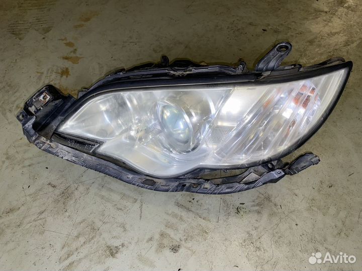 Фара левая 100-20953 Subaru Legacy BL5 BP5 брак кр