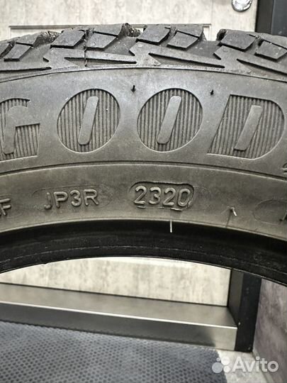 Goodyear UltraGrip Ice 2 205/55 R16
