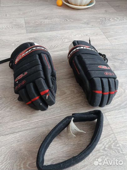 Хоккейная каска, сетка, защита для шеи, краги11