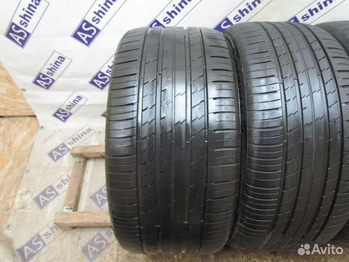 Tracmax X-Privilo RS01+ 285/40 R21 и 315/35 R21 88R