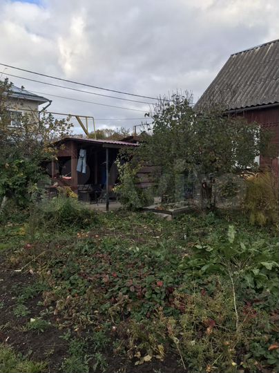 Дом 30 м² на участке 5 сот.