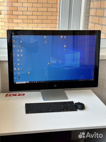 Моноблок HP Pavilion 27-n102ur 27”