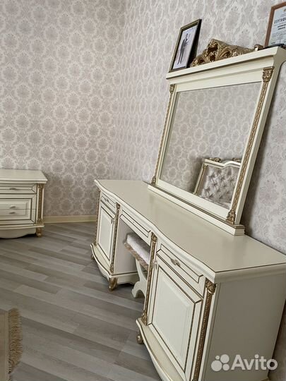 Спальный гарнитур бу