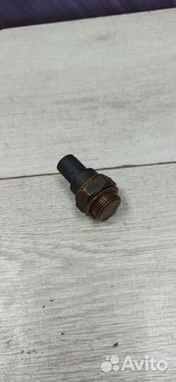 Датчик Renault laguna 1