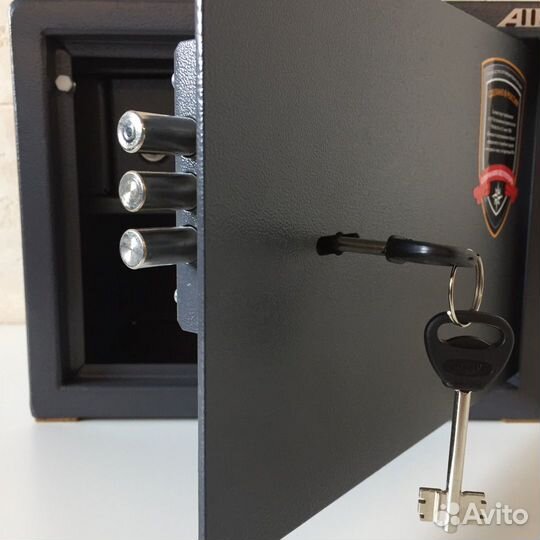 Пистолетный сейф тт-23