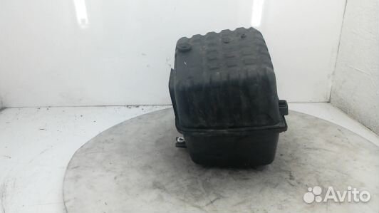 Корпус воздушного фильтра chrysler sebring 2 (81Z0