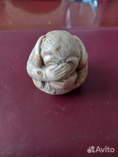 Нэцке обезьяна