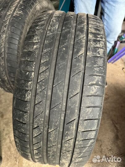 Kumho Ecsta PS71 265/45 R20