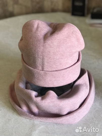 Комплект шапка и шарф-снуд