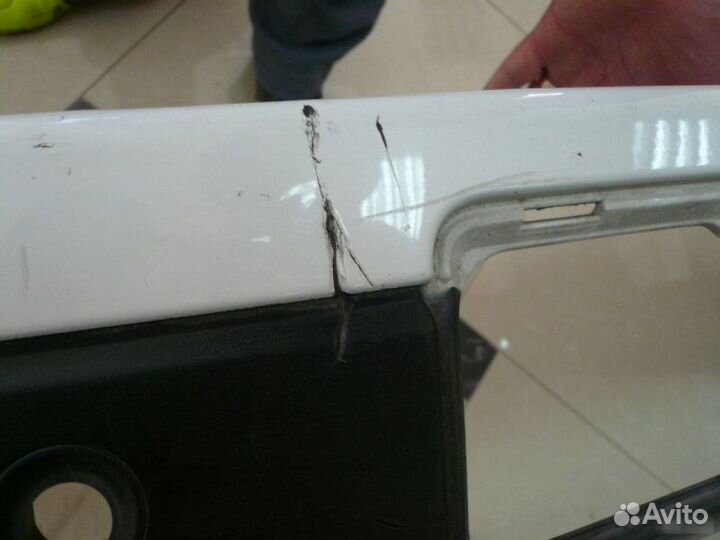 Задний бампер задний Land Rover Discovery 4