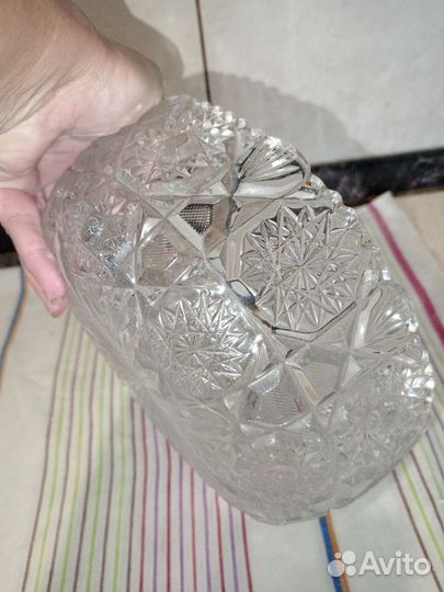 Ваза хрустальная