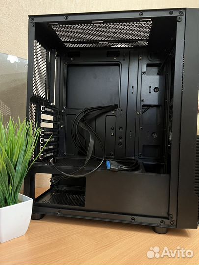 Корпус aerocool menace saturn