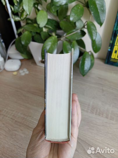 Книга Женщина в белом Уилки Коллинз