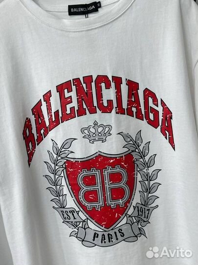 Футболка Balenciaga 2 цвета