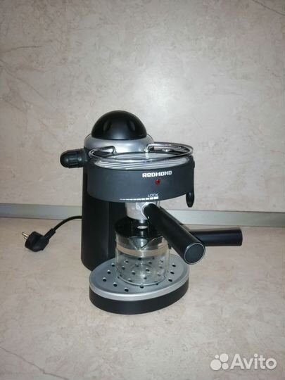Кофеварка рожковая redmond