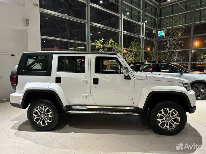 BAIC BJ40 2.0 AT, 2023