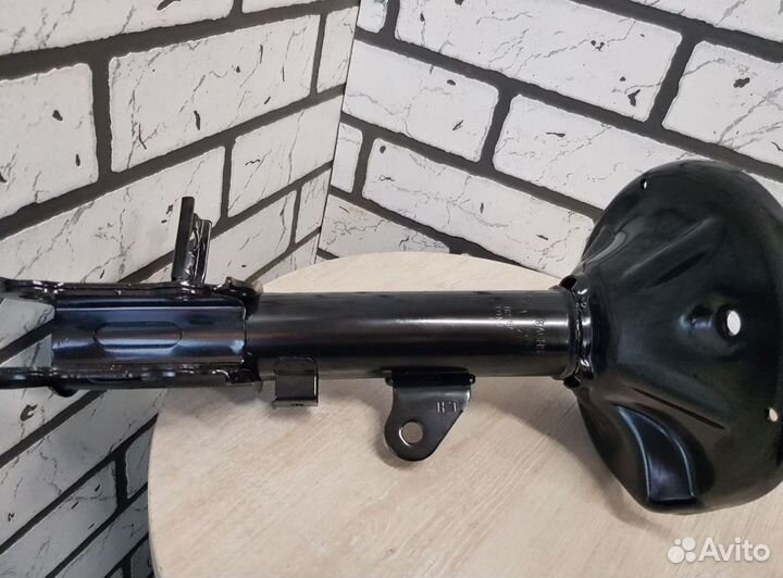 Автомобильный амортизатор дэу газовый правый анало