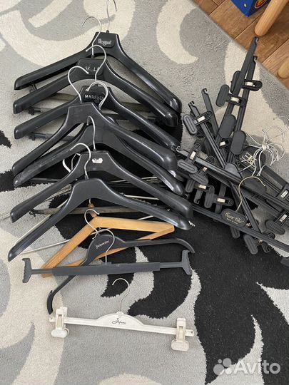 Вешалки плечики