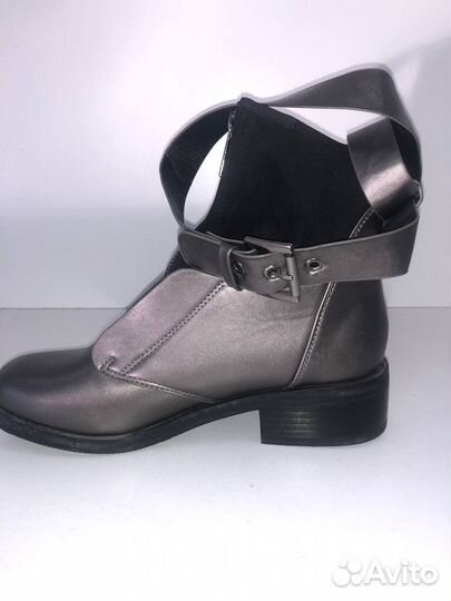 Ботинки женские 38