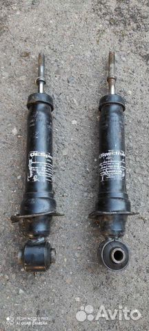 Стойки задние Тойота/Понтиак