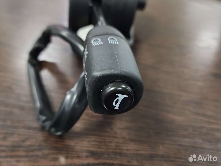 Переключатель поворотников подрулевой UTV