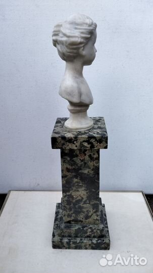 Бюст статуэтка из мрамора