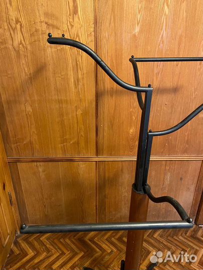 Вешало для одежды