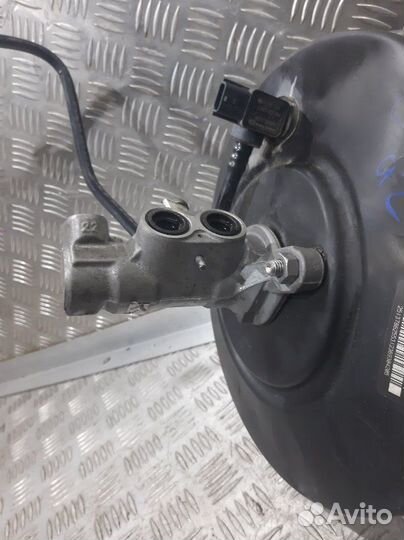 Главный тормозной цилиндр Renault Kaptur H4M 2019