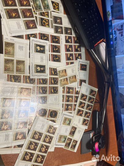 Марки СССР около 400 штук,коллекции,как новые