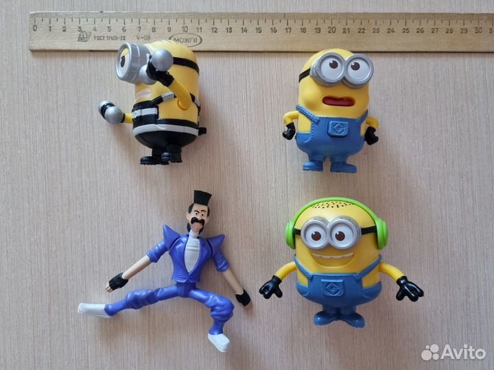 Миньоны из макдональдса