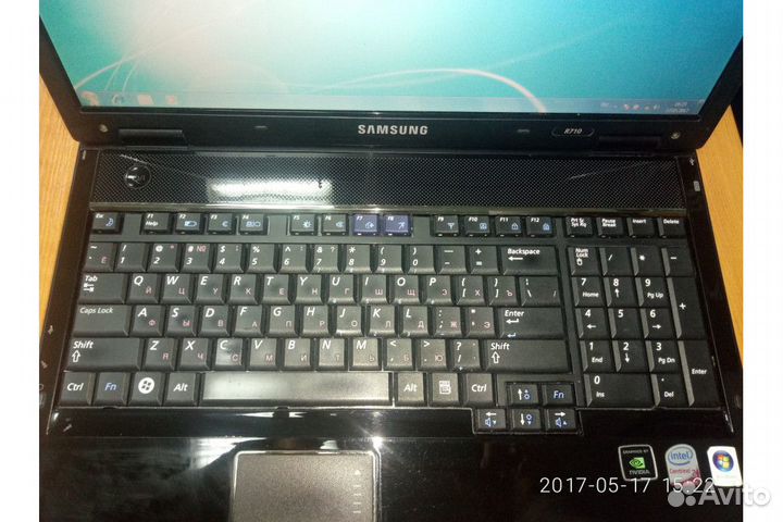 Samsung NP-R710