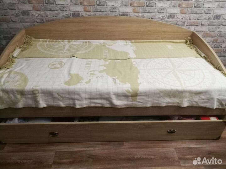 Мебель в детскую комнату