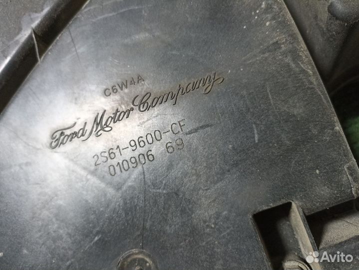 Корпус воздушного фильтра Ford Fusion I рестайлинг