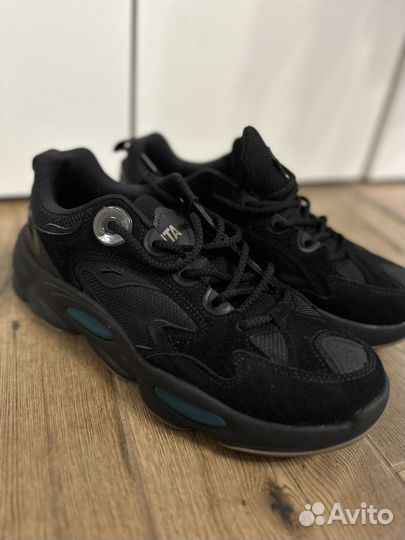 Кроссовки мужские anta