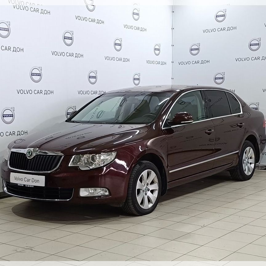 Купить 🚘 Skoda Superb с пробегом от 330 000 ₽ в