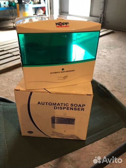 Диспенсер для жидкого мыла