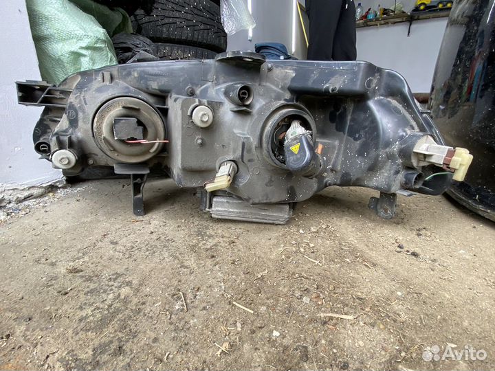 Фара передняя хонда