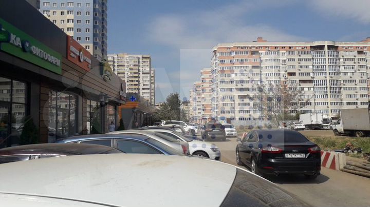 Коммерция 64 кв. м., ремонт, трафик