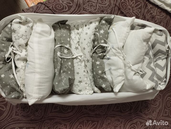 Бортики в детскую кроватку